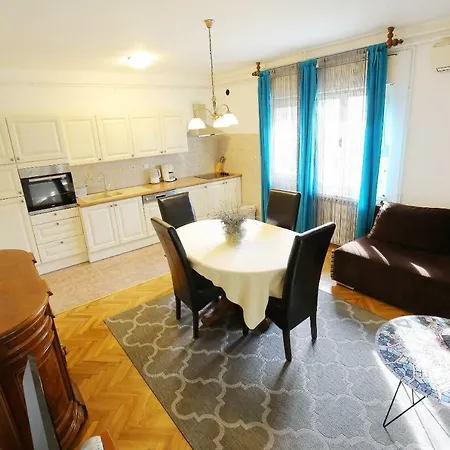 Bono Apartment *
