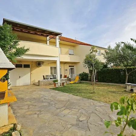 Bono Apartment *