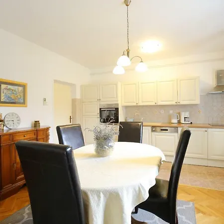 Bono Apartment